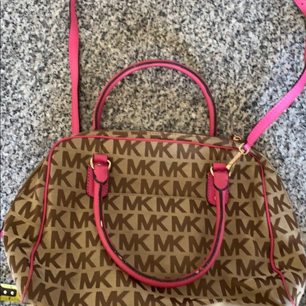 Michael Kors pink, tan and brown purse - Picture 5 of 9